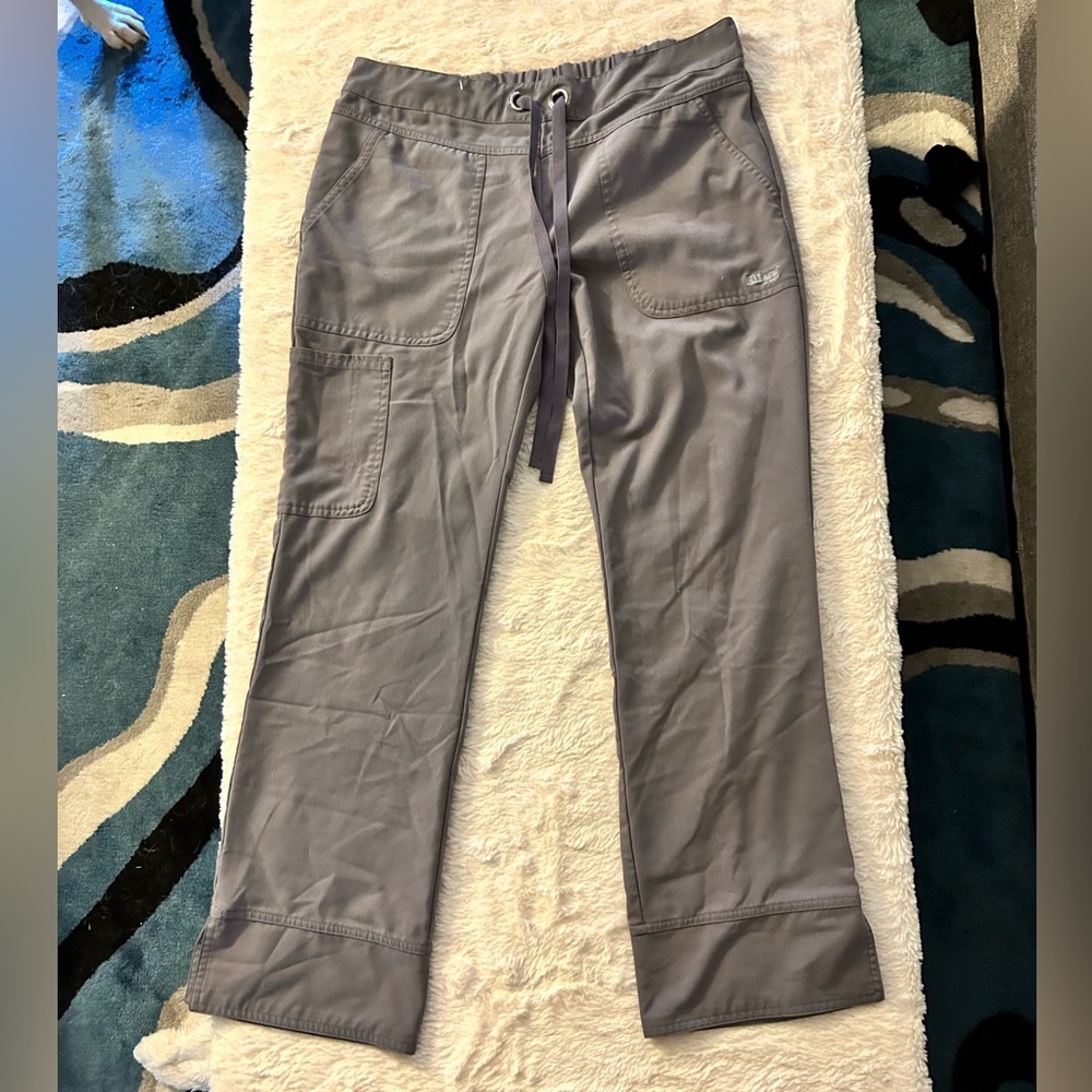 Scrub pants